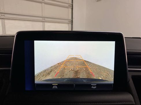 Used 2023 Chevrolet Tahoe LT image 24