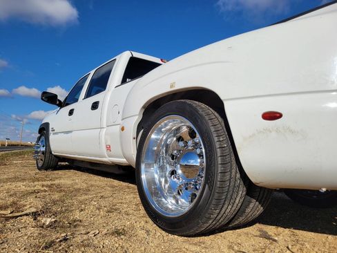 Used 2007 Chevrolet Silverado 3500 2WD Crew Cab w/ Heavy-Duty Power Package image 25