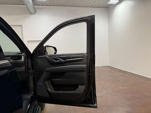 Used 2024 GMC Yukon Denali image 61