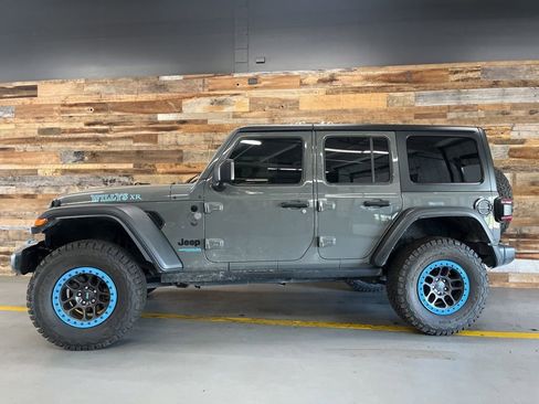 Used 2022 Jeep Wrangler Unlimited Sport AWD/4WD image 12