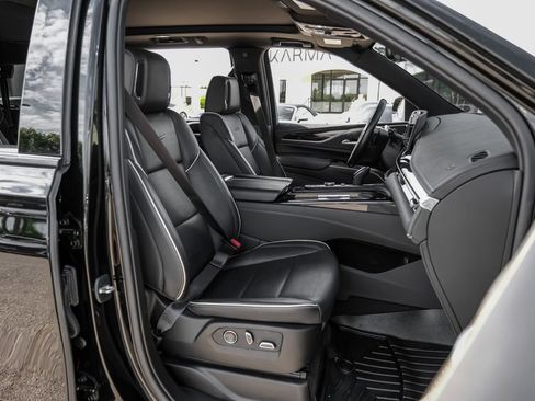Used 2023 Cadillac Escalade Sport w/ Touring Package AWD/4WD image 43