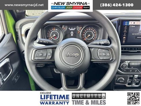 New 2025 Jeep Gladiator Sport image 14