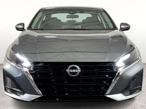 New 2025 Nissan Altima 2.5 SV w/ SV Special Edition Package image 38