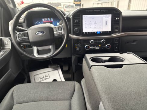 Used 2024 Ford F150 XLT w/ Tow/Haul Package image 5