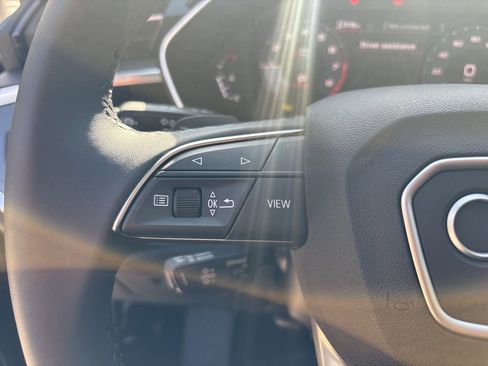 Used 2025 Audi Q3 2.0T Premium w/ Convenience Package image 24