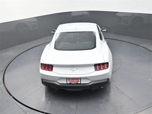 Used 2024 Ford Mustang Coupe image 20