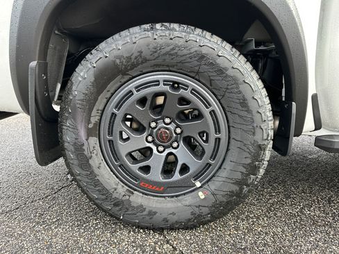 New 2026 Nissan Frontier Pro-X w/ Pro-X Convenience Package image 17