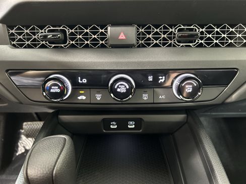 Used 2024 Honda Accord LX image 27