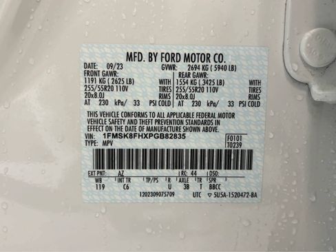 Used 2023 Ford Explorer Limited w/ Limited Technology Package AWD/4WD image 11