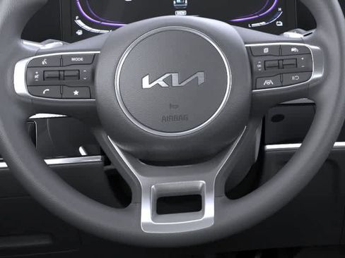 New 2025 Kia Sportage LX image 22