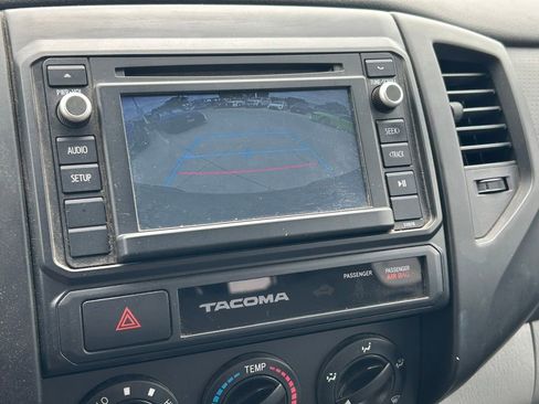 Used 2015 Toyota Tacoma PreRunner w/ Convenience Package RWD image 26