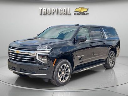 New 2026 Chevrolet Suburban LT w/ Comfort Package