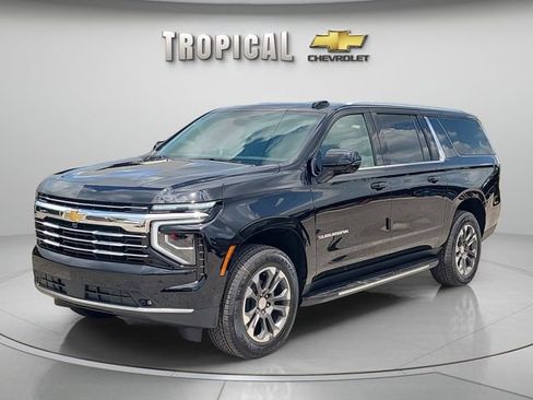 New 2026 Chevrolet Suburban LT w/ Comfort Package RWD image 1