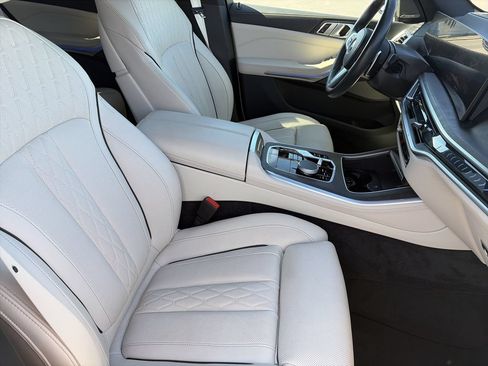 Used 2025 BMW X5 sDrive40i w/ M Sport Package RWD image 35
