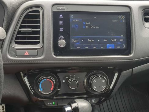 Used 2020 Honda HR-V Sport image 18
