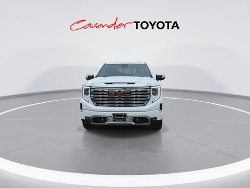 Used 2024 GMC Sierra 1500 Denali w/ Technology Package image 3