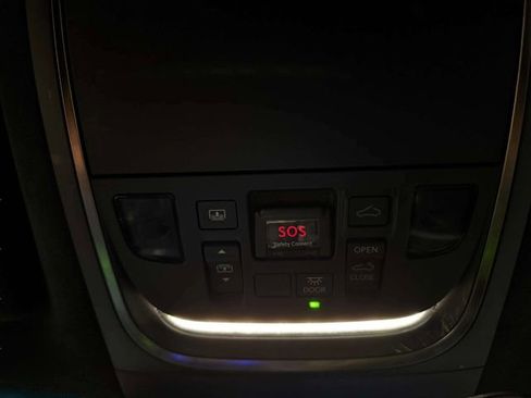 Used 2018 Lexus LS 500 AWD image 25