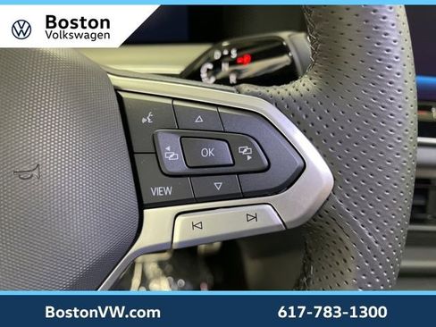 New 2026 Volkswagen Tiguan SE R-Line AWD/4WD image 17