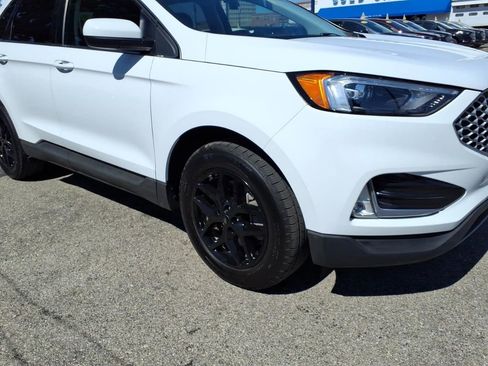 Certified 2024 Ford Edge SEL w/ Convenience Package AWD/4WD image 5