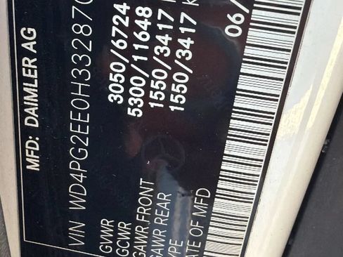 Used 2017 Mercedes-Benz Metris Passenger w/ Appearance Package image 27