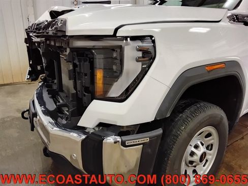 Used 2025 GMC Sierra 2500 Pro w/ 1SA Pro Safety Plus Package AWD/4WD image 14
