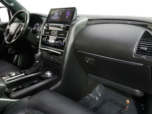 Used 2022 INFINITI QX80 Sensory w/ All-Season Package AWD/4WD image 15