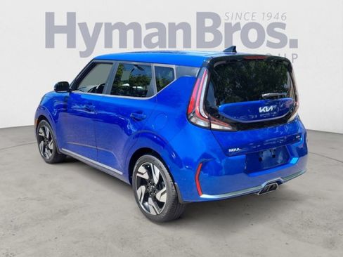 Used 2023 Kia Soul GT-Line w/ GT-Line Technology Package FWD image 5