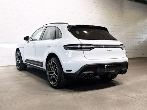 Certified 2026 Porsche Macan image 3