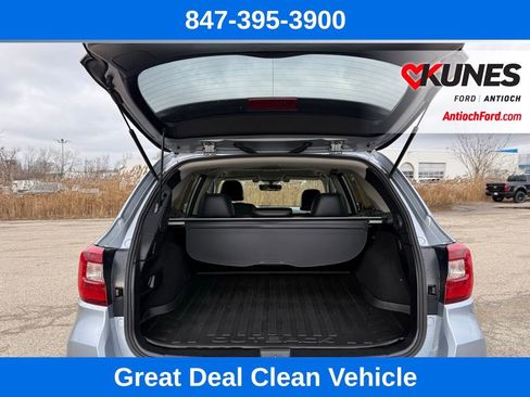 Used 2017 Subaru Outback 2.5i Limited image 23