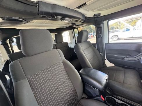 Used 2011 Jeep Wrangler Unlimited Sport image 19