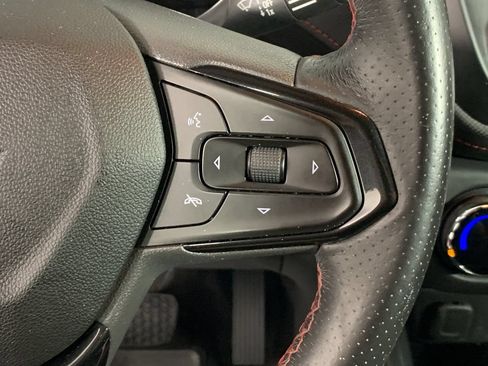 Used 2021 Chevrolet TrailBlazer RS FWD image 21