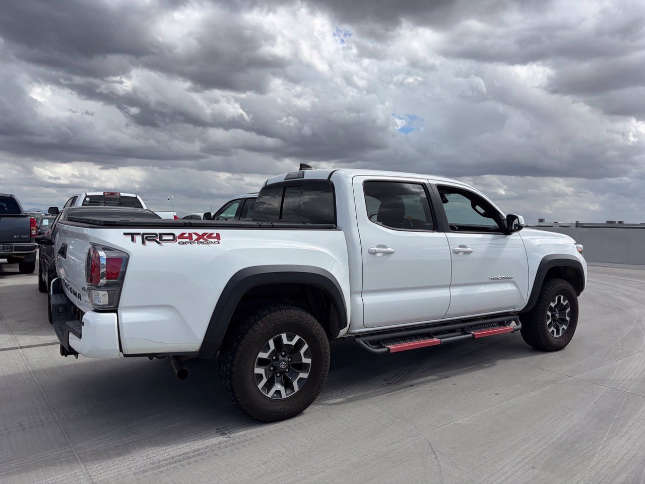 Used 2023 Toyota Tacoma TRD Off-Road w/ TRD Premium Off Road Package AWD/4WD image 2