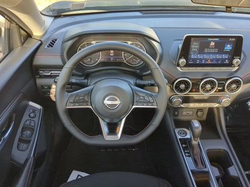 Used 2025 Nissan Sentra SR w/ Midnight Edition FWD image 14