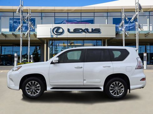 Used 2016 Lexus GX 460 Luxury image 3
