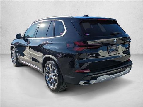 New 2026 BMW X5 xDrive50e w/ Climate Comfort Package image 9