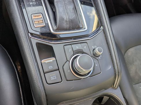 Used 2021 MAZDA CX-5 Touring image 16