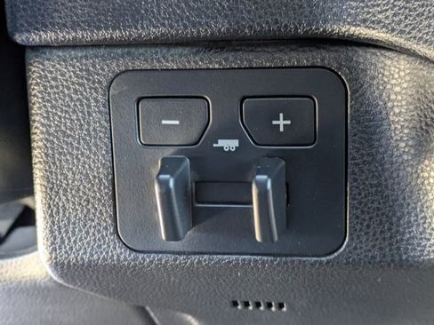 Used 2025 Toyota Tundra SR5 image 20