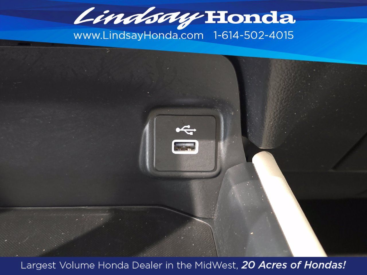 Used 2025 Honda HR-V LX image 19