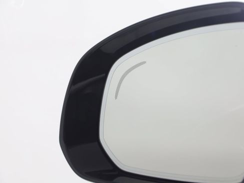 Used 2023 Volvo XC90 T8 Plus image 36