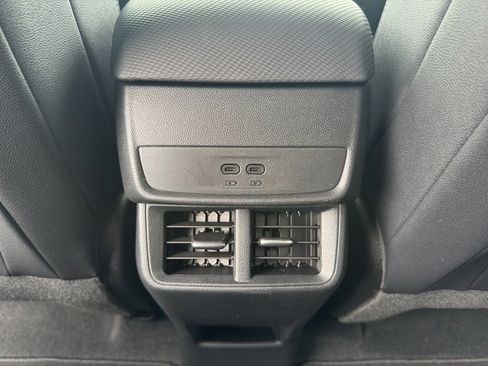 New 2026 Chevrolet Equinox LT w/ Convenience Package II image 21