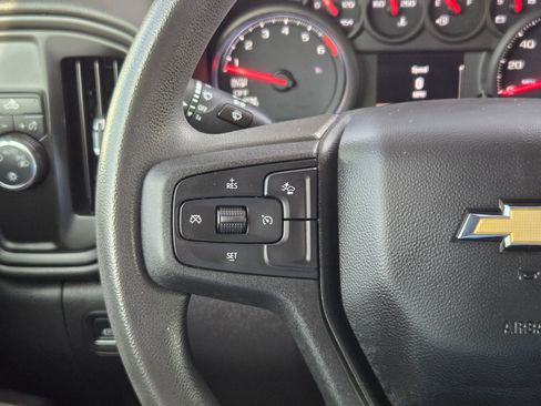 Certified 2023 Chevrolet Silverado 1500 Custom image 22