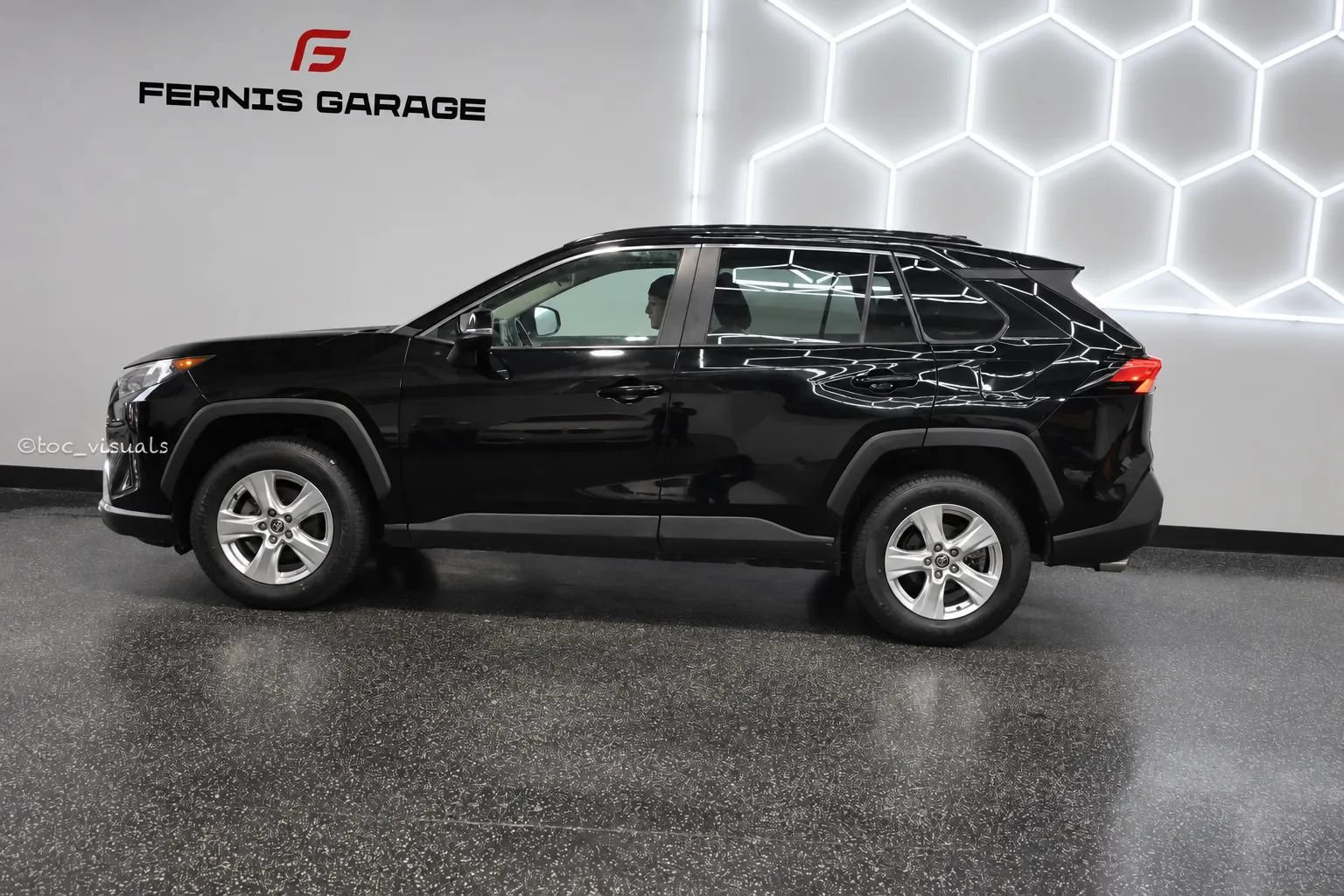 Used 2021 Toyota RAV4 XLE AWD/4WD image 11