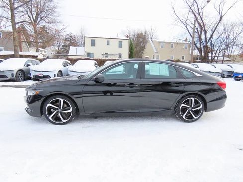 Certified 2022 Honda Accord Sport image 3