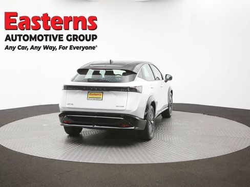 Used 2023 Nissan Ariya FWD image 32