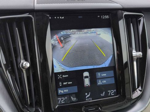 Used 2020 Volvo XC60 T5 Momentum image 31