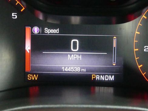 Used 2016 GMC Canyon SLT w/ Driver Alert Package image 31