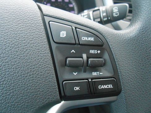 Used 2018 Hyundai Tucson SE AWD/4WD image 17