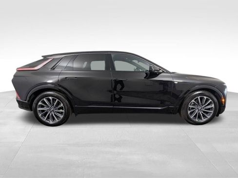 Used 2024 Cadillac Lyriq Sport image 22