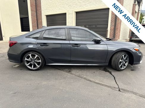 Used 2025 Honda Civic Sport Touring image 8