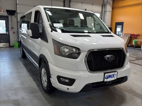 Used 2024 Ford Transit 350 XLT RWD image 7